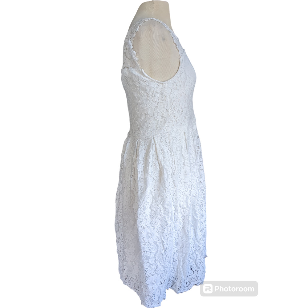 Large Eilly Bazar white lace v neck women's dress #11 - Picture 2 of 5